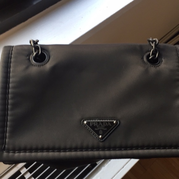 Excellent condition PRADA Black Nylon Crossbody Chain Bag used for 1 hour - Picture 6 of 8